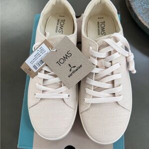 TOMS Birch Heritage Canvas Lace-Up Shoes